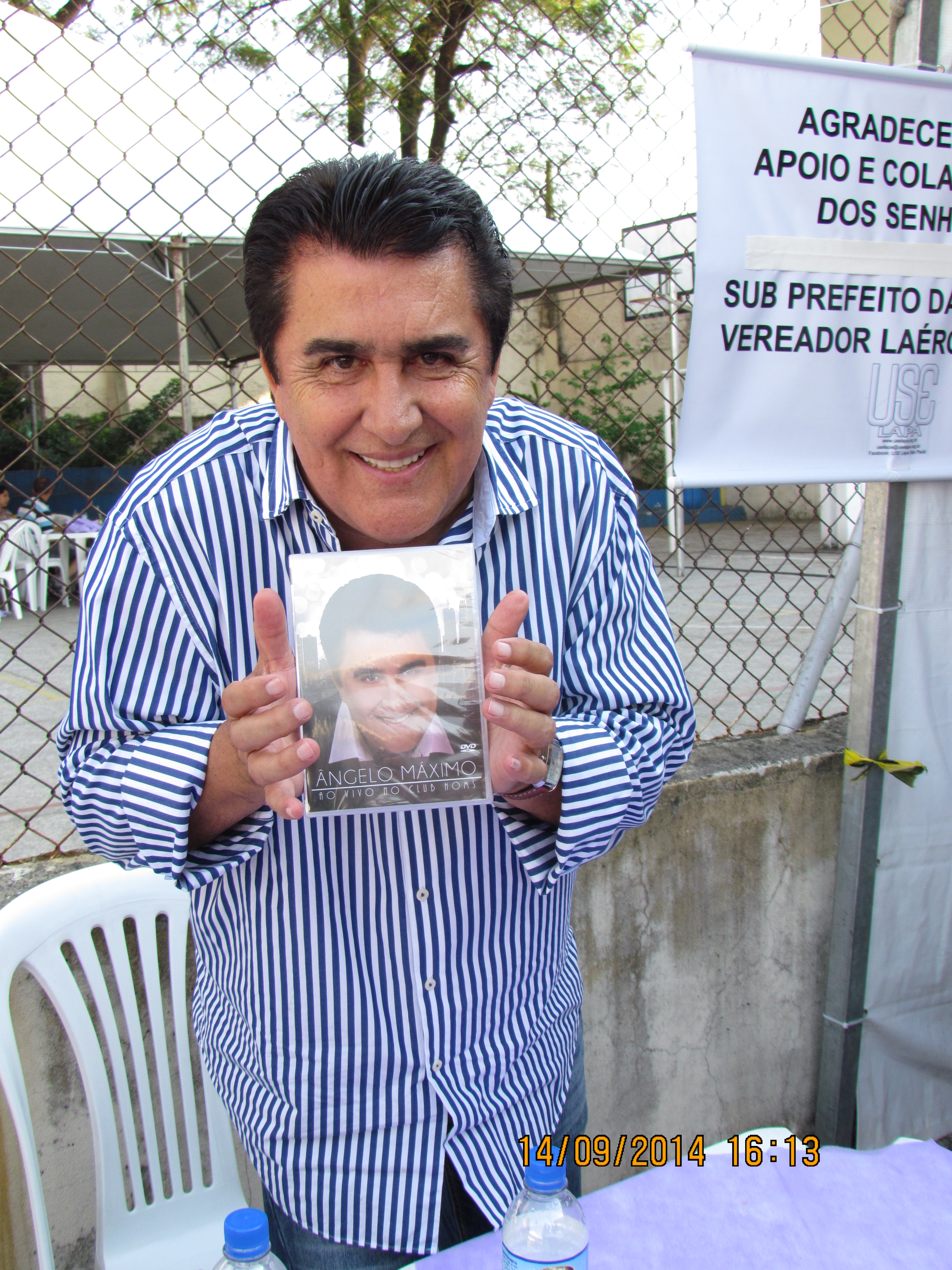 Angelo com DVD